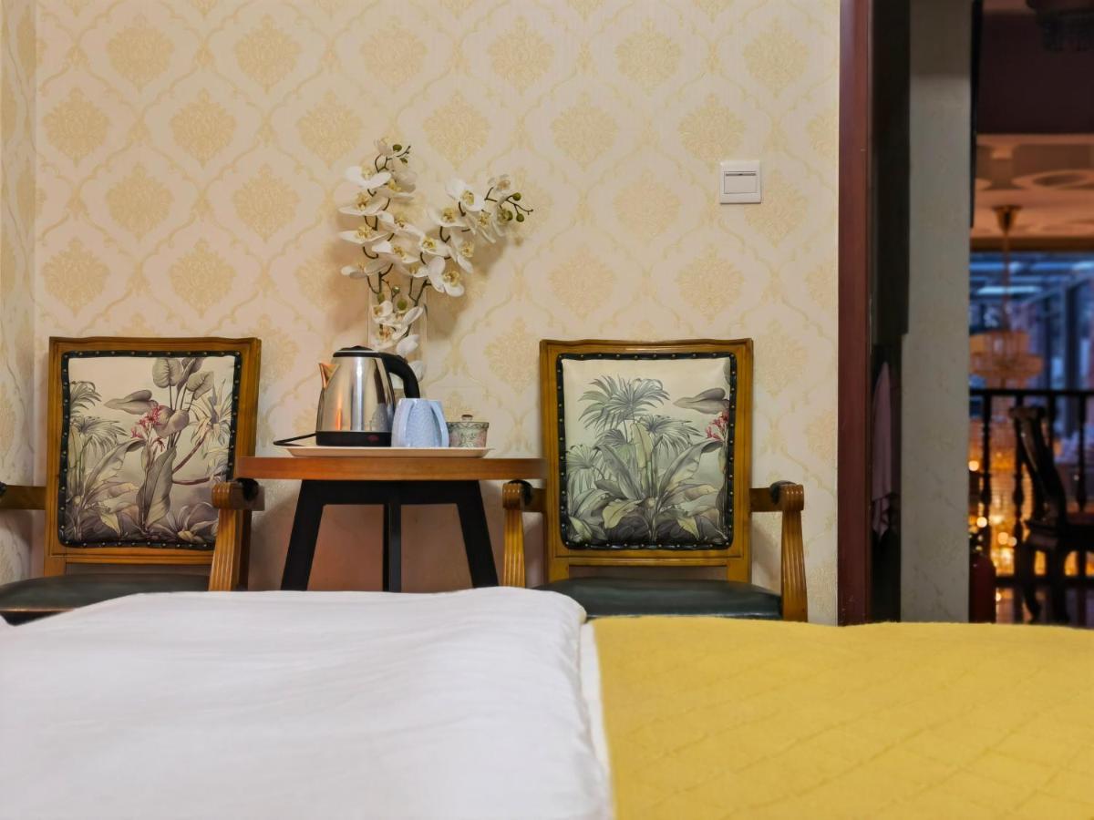 Mama Naxi Guesthouse Lijiang  Bagian luar foto