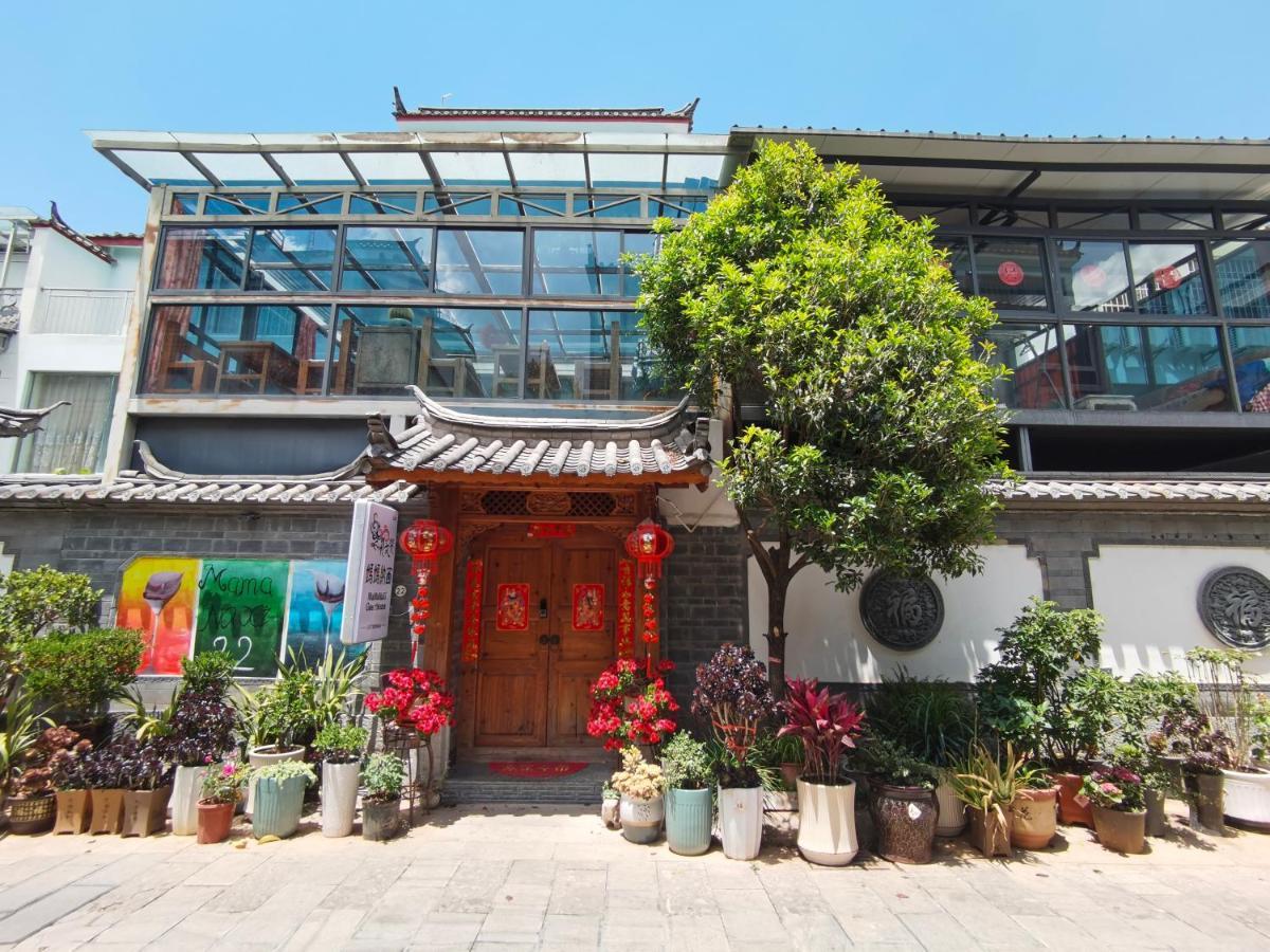 Mama Naxi Guesthouse Lijiang  Bagian luar foto
